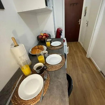 Apartment Studio Terrasse Centre *