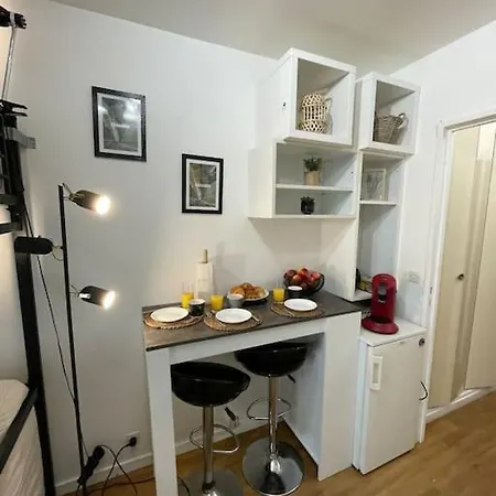 Apartment Studio Terrasse Centre